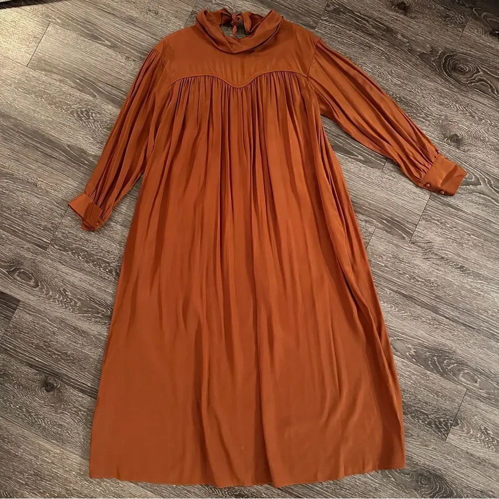 Sayaka Davis Scarf Collar Dress